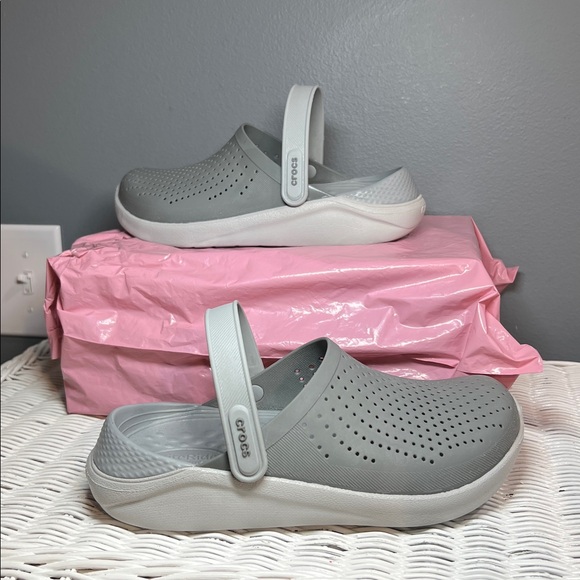 Crocs Lite Ride Clogs - Picture 4 of 13